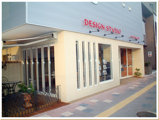 DESIGN STUDIO リフォームツマガリ